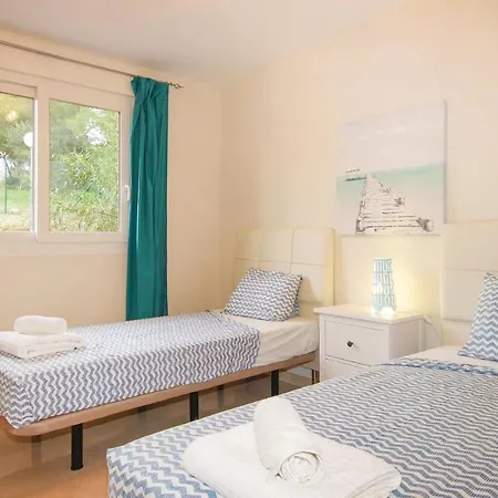 Lovely In With Swimming Pool Holiday home